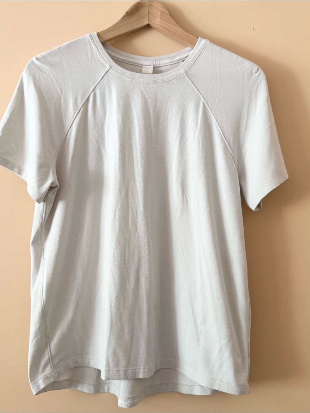 Lululemon athletica Cream Short-Sleeve Crew Tee
